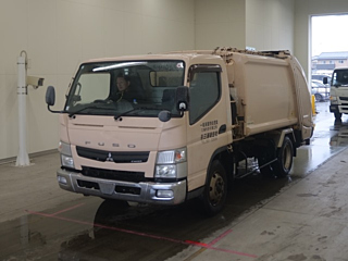 MITSUBISHI CANTER 2014
