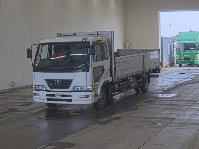 NISSAN UD SERIES