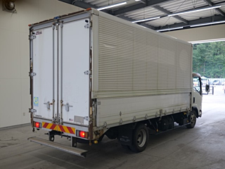 ISUZU ELF 2011