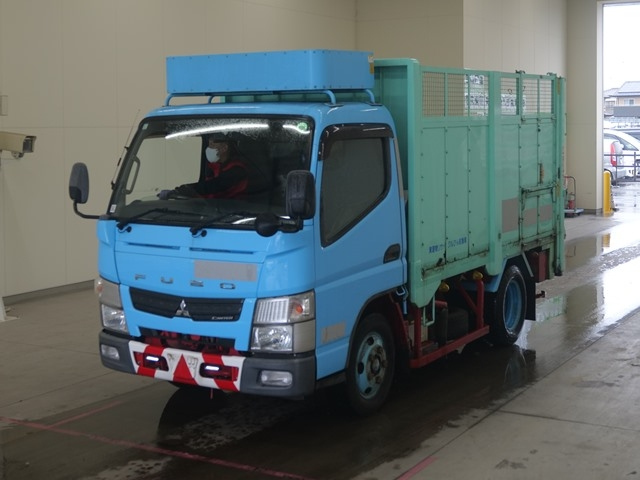 MITSUBISHI CANTER