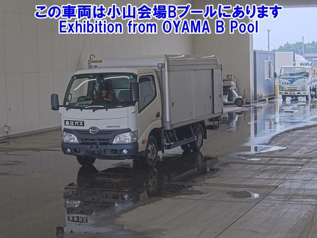 HINO DUTRO 2015