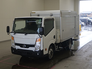 NISSAN ATLAS 2015