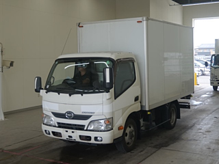 HINO DUTRO 2015