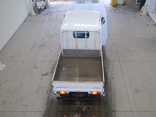 NISSAN ATLAS 2012