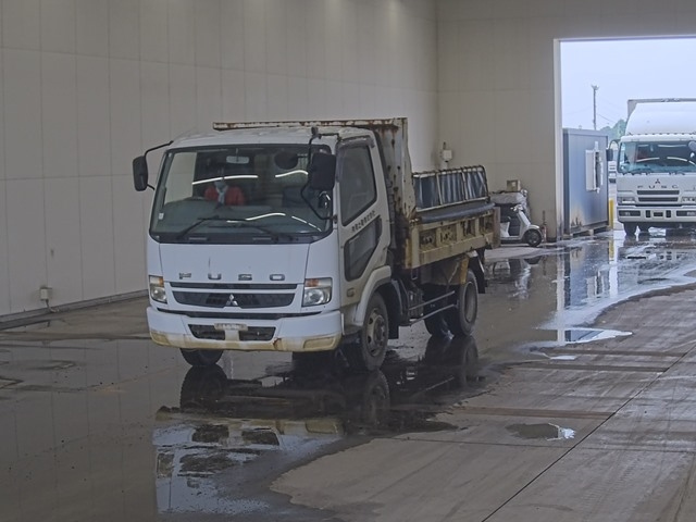 MITSUBISHI FUSO FIGHTER 2010