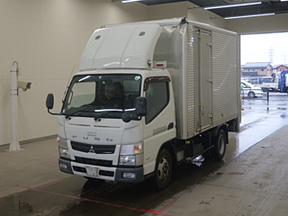 MITSUBISHI CANTER 2015