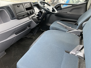 MITSUBISHI CANTER 2015