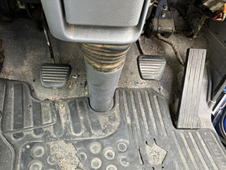 MITSUBISHI CANTER 2010