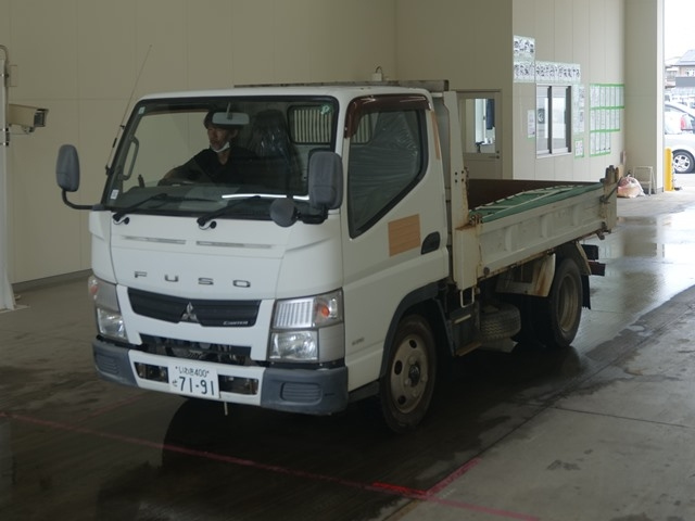 MITSUBISHI CANTER 2014
