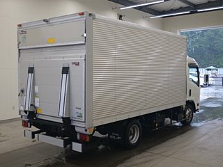 ISUZU ELF 2017