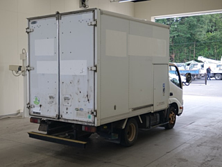 TOYOTA DYNA 2009