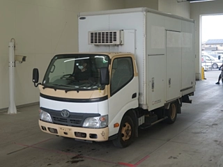 TOYOTA DYNA 2009