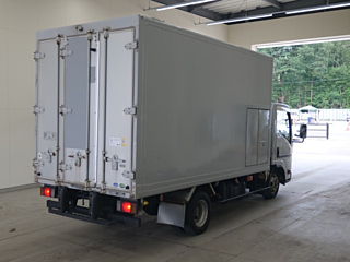 ISUZU ELF 2011