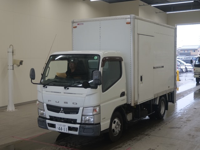 MITSUBISHI CANTER 2012