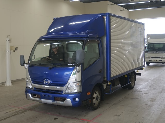 HINO DUTRO 2016