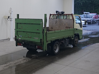 ISUZU ELF 2009