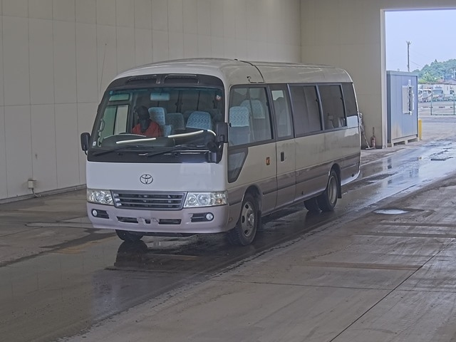 TOYOTA COASTER 2014