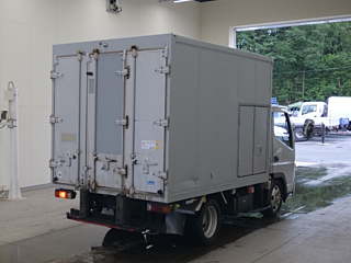 MITSUBISHI CANTER 2009