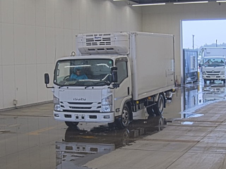 ISUZU ELF 2020