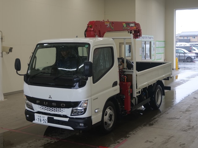 MITSUBISHI CANTER