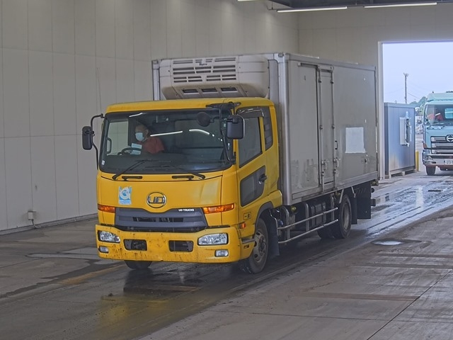NISSAN UD SERIES