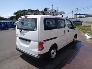 NISSAN NV200 2018