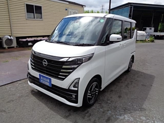 NISSAN ROOX 2023