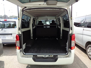 NISSAN CARAVAN VAN 2020