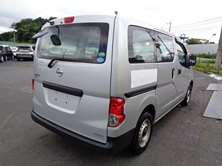 NISSAN NV200 2020