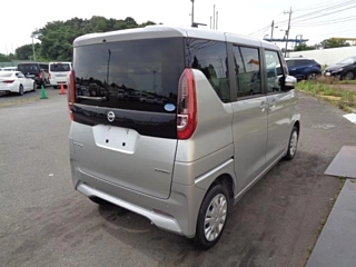 NISSAN ROOX 2020