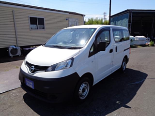 NISSAN NV200 2020