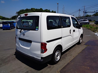 NISSAN NV200 2020