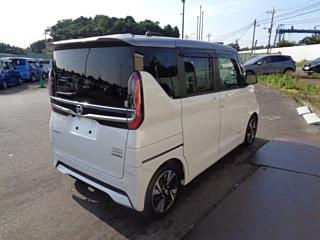 NISSAN ROOX 2022