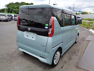 NISSAN ROOX 2020