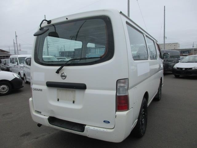 NISSAN CARAVAN VAN 2011
