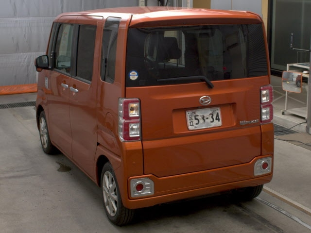 DAIHATSU WAKE 2021