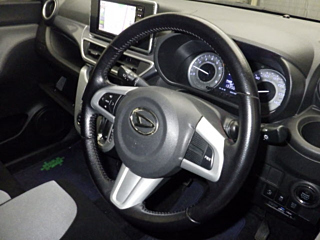 DAIHATSU CAST 2015