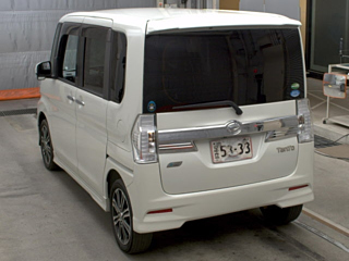 DAIHATSU TANTO 2015