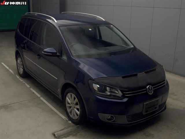 VOLKSWAGEN GOLF TOURAN 2012