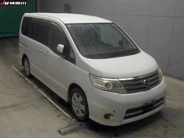 NISSAN SERENA 2010