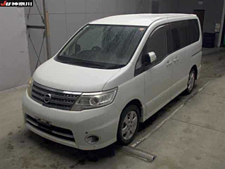 NISSAN SERENA 2010