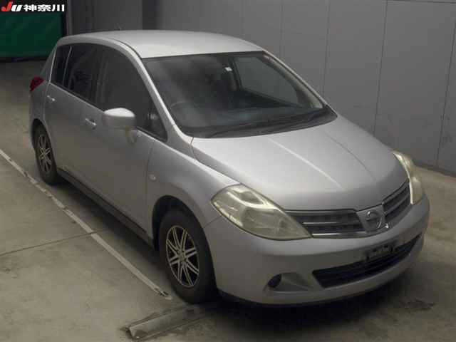 NISSAN TIIDA 2008