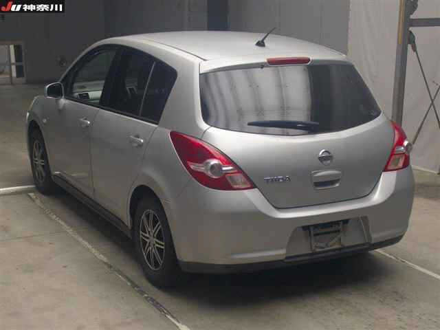 NISSAN TIIDA 2008