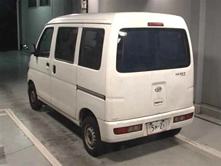 DAIHATSU HIJET VAN 2013