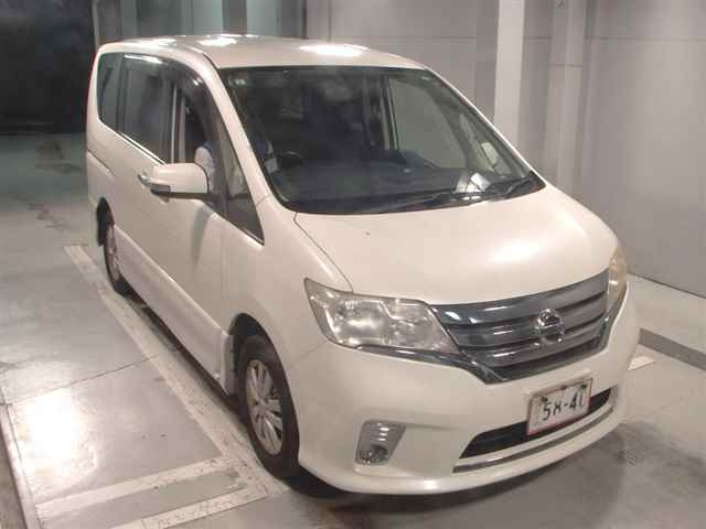 NISSAN SERENA 2013