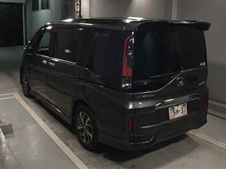 HONDA STEP WAGON 2015