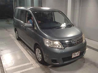 NISSAN SERENA 2010