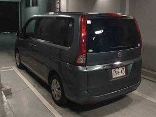 NISSAN SERENA 2010