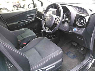 TOYOTA VITZ 2018