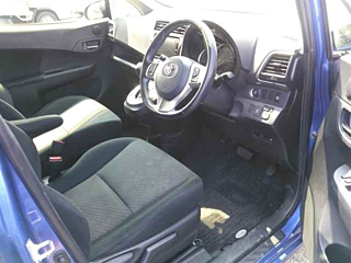 TOYOTA RACTIS 2014